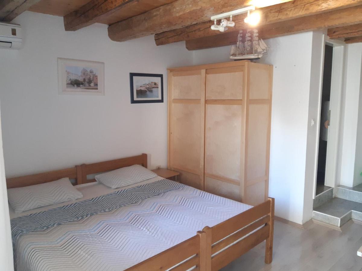Apartmani Sanja Шибеник Екстер'єр фото